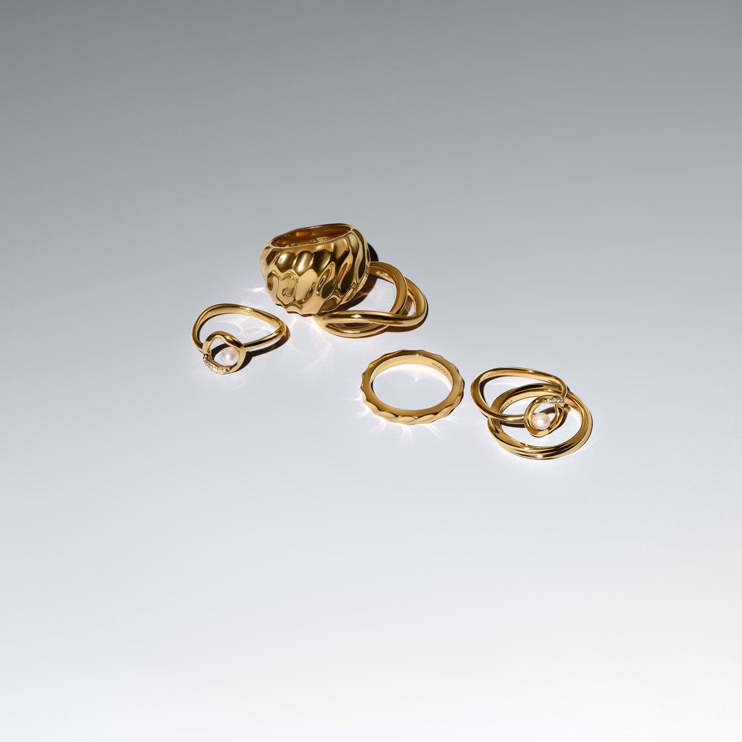 Pandora Essence Gold Plated Organically Shaped Pavé Circle & Treated Freshwater Cultured Pearl Ring 163831C01-52