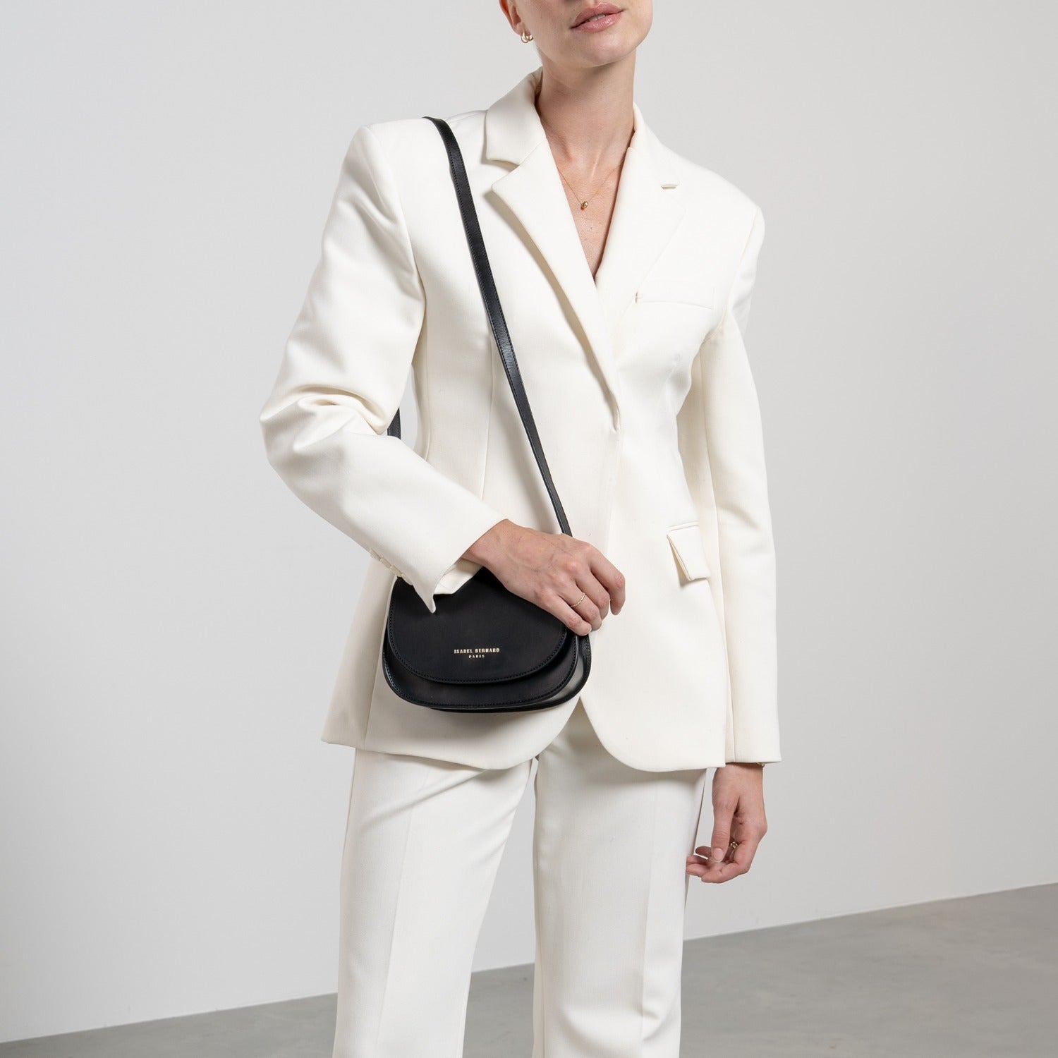 Isabel Bernard Montmartre Manon Black NatuurLeather Crossbody bag IB21110