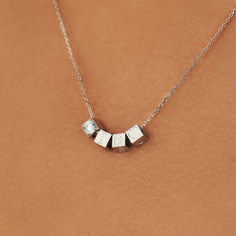 Isabel Bernard Saint Germain Felie 14 Karat | Weißgold Kubus Charm IB350051-zoom-