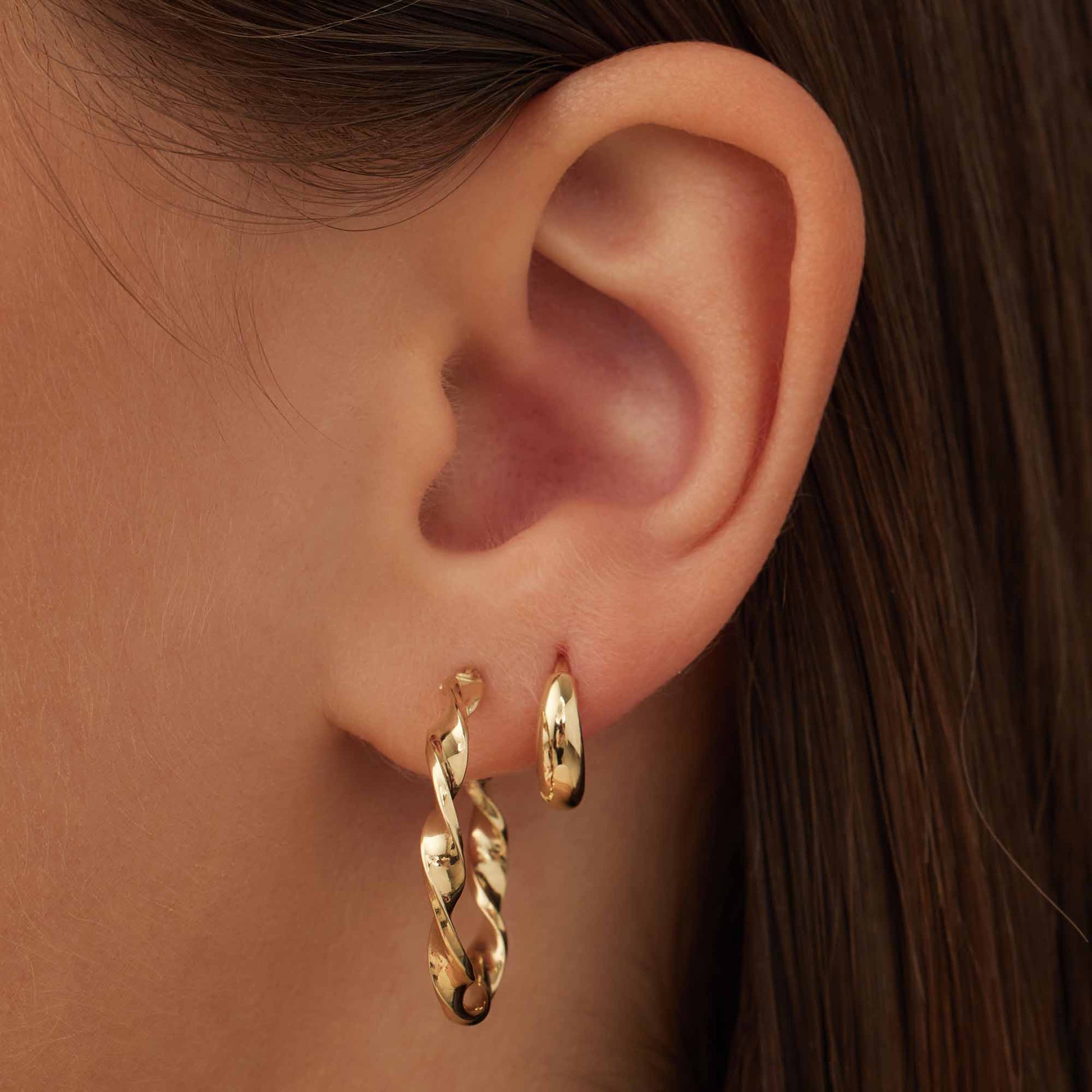 Isabel Bernard Rivoli Odette 14 Carat Golden Hoop Earrings IB360241