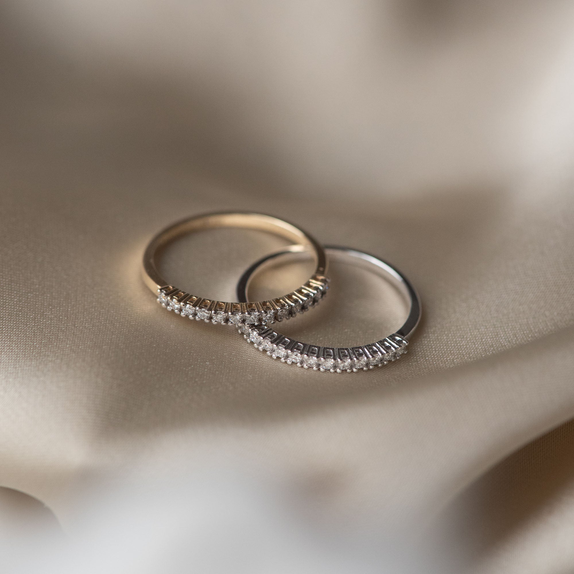 Isabel Bernard De la Paix Madeline 14 Carat Whitegold Ring | diamond 0.14 ct | IBD330021-50