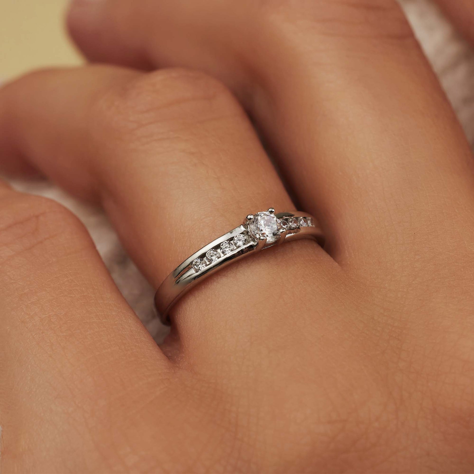 Isabel Bernard Saint Germain Estee 14 Carat Whitegold Ring IB330073-50 (size: 50)