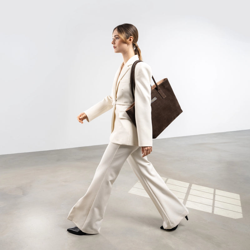 Isabel Bernard Honoré Elin Dunkelbraune Wildleder Schultertasche IB25111-131-zoom-