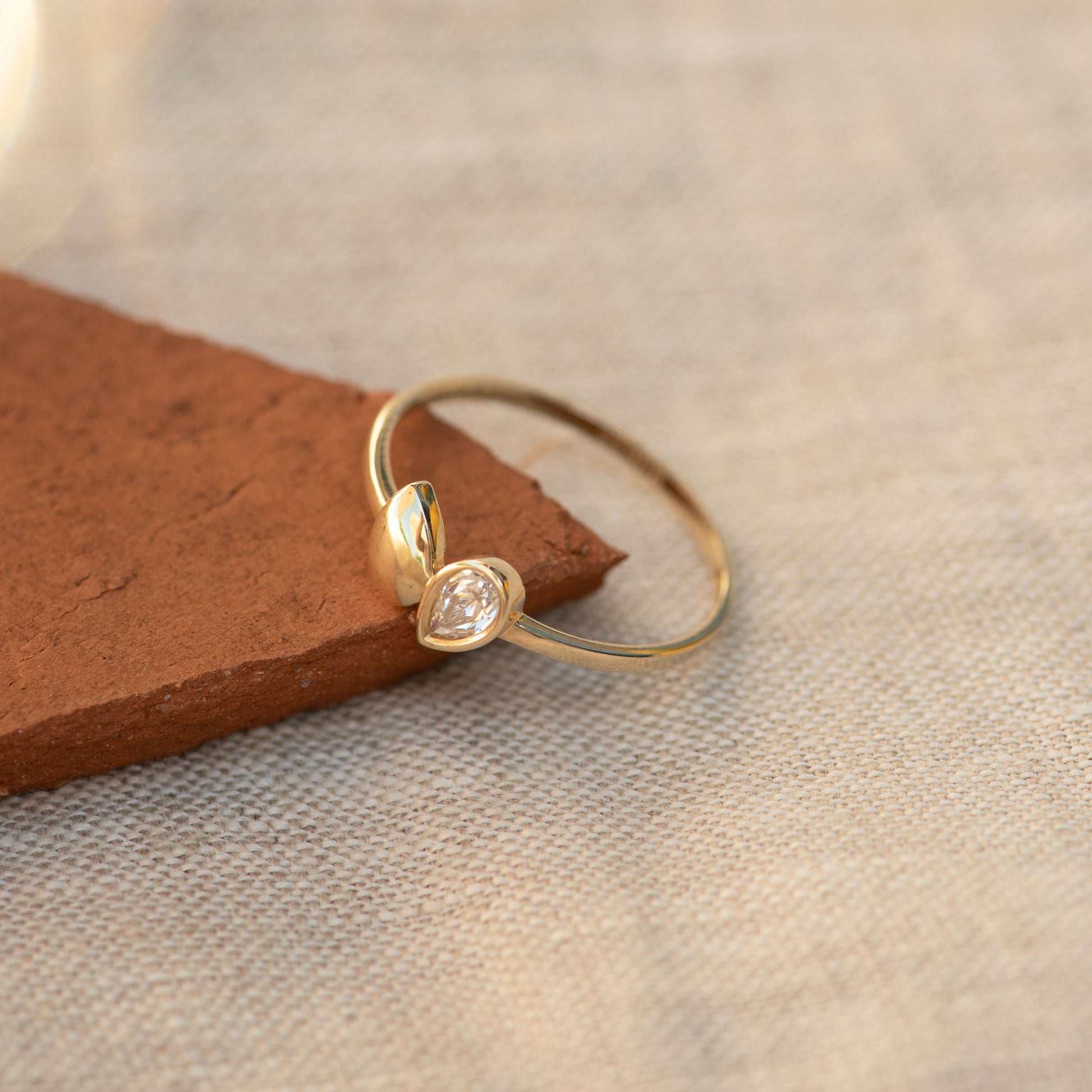 Beloro Jewels Monte Napoleone Natalia 9 carat gold Ring BO330005-52