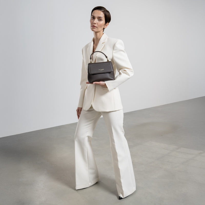 Isabel Bernard Femme Forte Heline Braune Kalbsleder Handtasche IB21130-zoom-