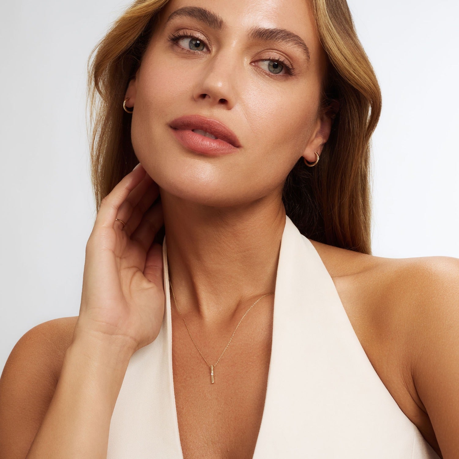 Isabel Bernard De la Paix Mia 14 Karat gold earring with diamond 0.06 carat IBD360037