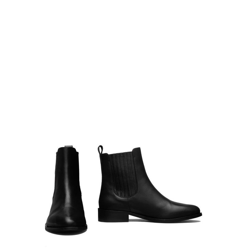 Isabel Bernard Vendôme Chey Schwarze Chelsea Boots aus Kalbsleder IB53012-001-42-zoom-