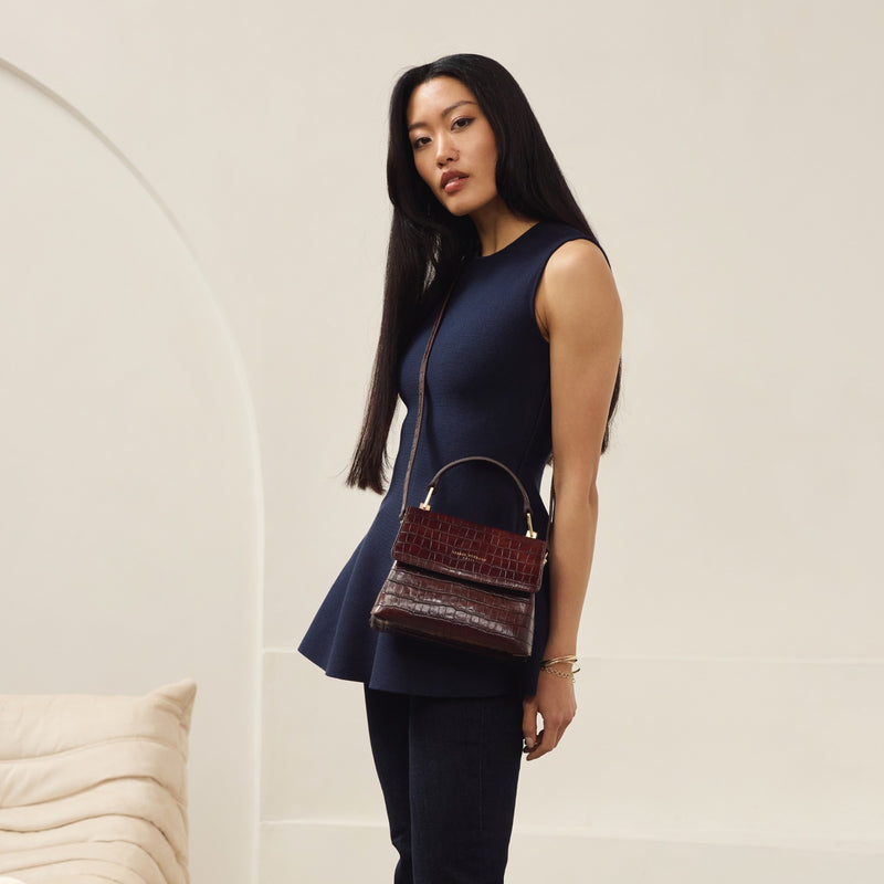 Isabel Bernard Femme Forte Heline Kroko Braun Kalbsleder Handtasche IB21013-zoom-