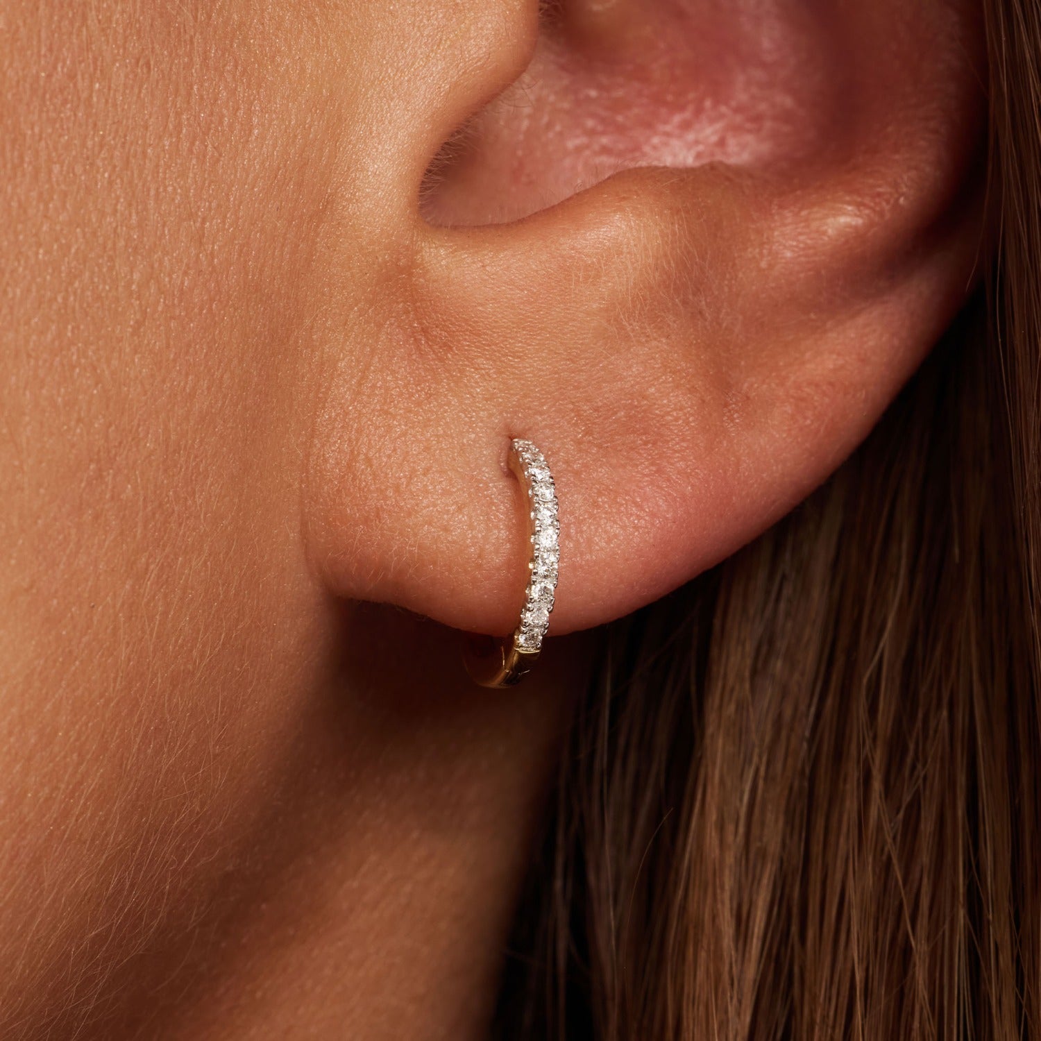 Isabel Bernard De la Paix Madeline 14 karat gold hoop earrings with diamond 0.09 carat IBD360033