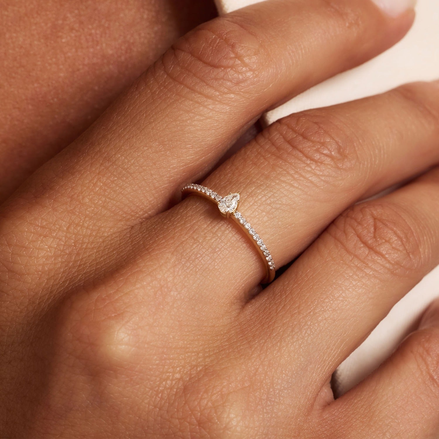 Isabel Bernard De la Paix Eloise 14 karat gold ring with diamond 0.10 carat IBD330043-48