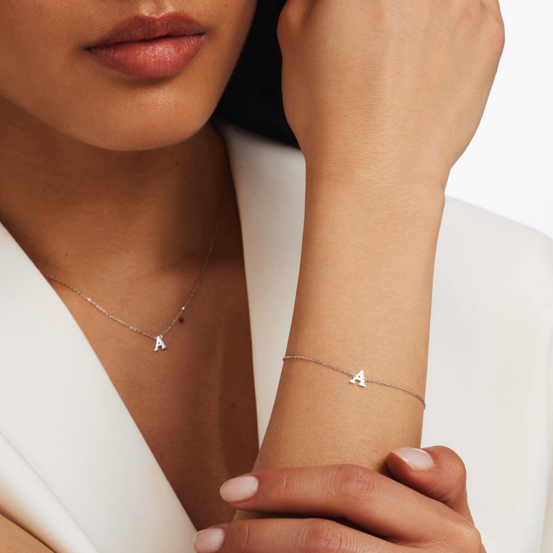 Isabel Bernard Saint Germain Chloé 14 Karat | Weißgold Initiale Halskette IB340061-A-zoom-