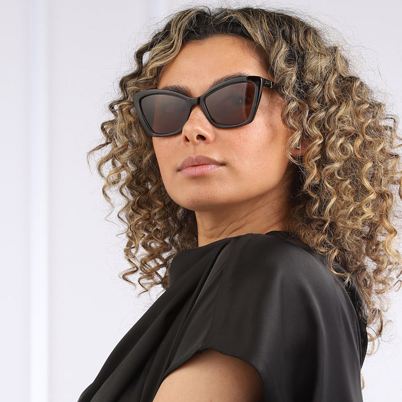 Karl Lagerfeld Braune Sonnenbrille KL6105S-242-zoom-