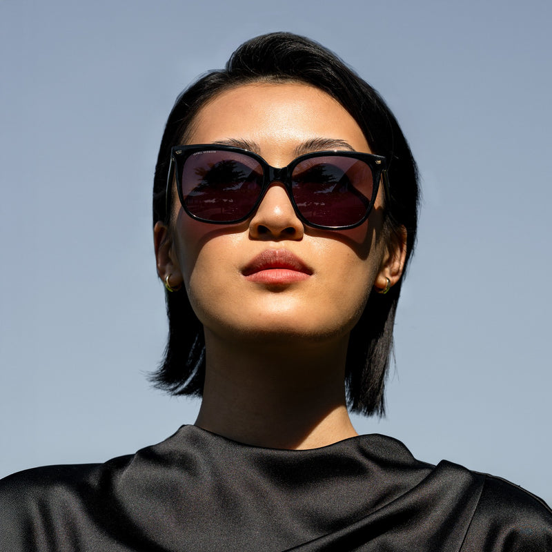 Isabel Bernard La Villette Raison Schwarz Quadratisch Sonnenbrille IB400007-01-01-zoom-