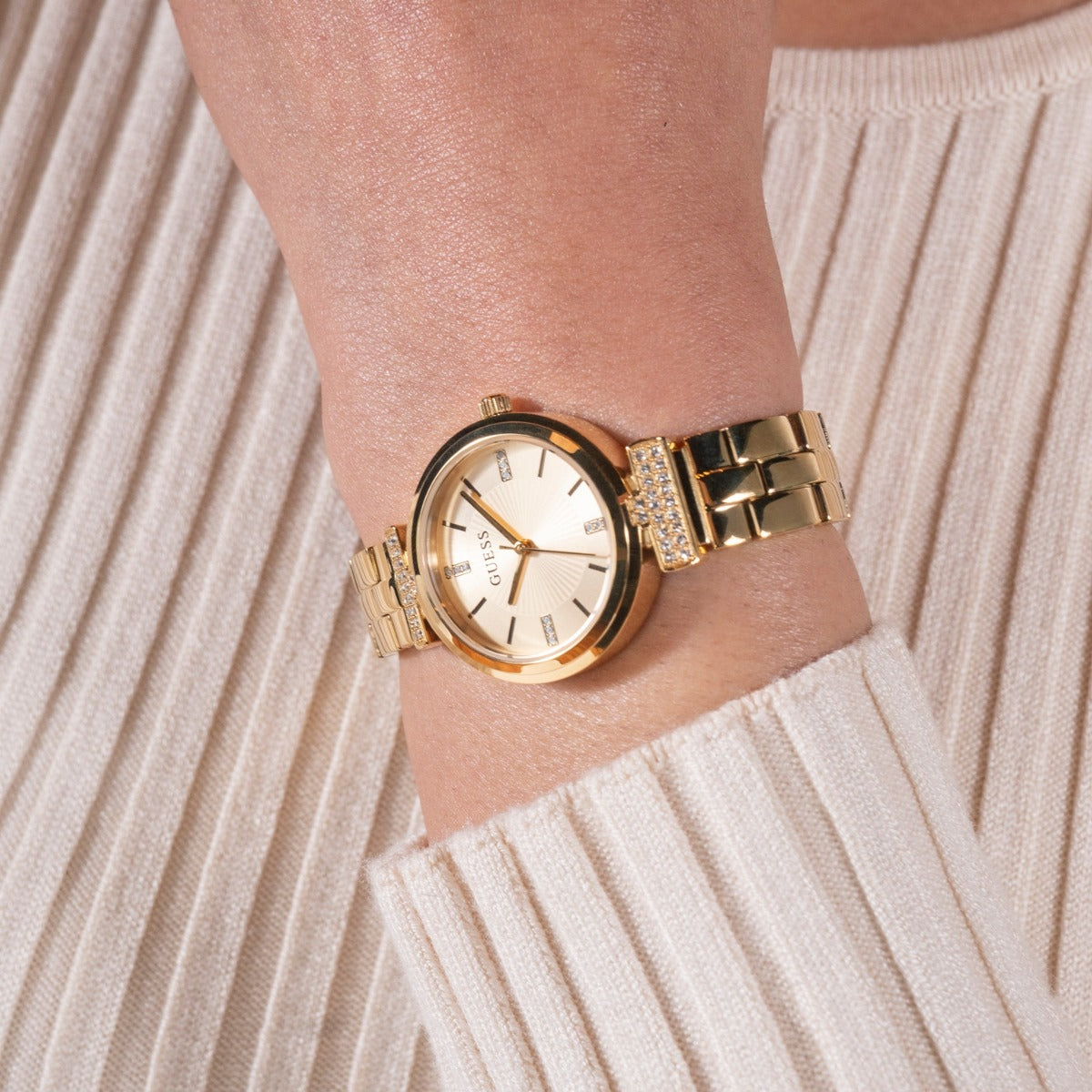 GUESS Array Women's Watch GW0762L2