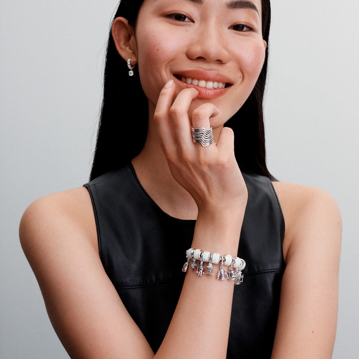 Pandora Moments 925 Sterling Silver Charm 793583C01